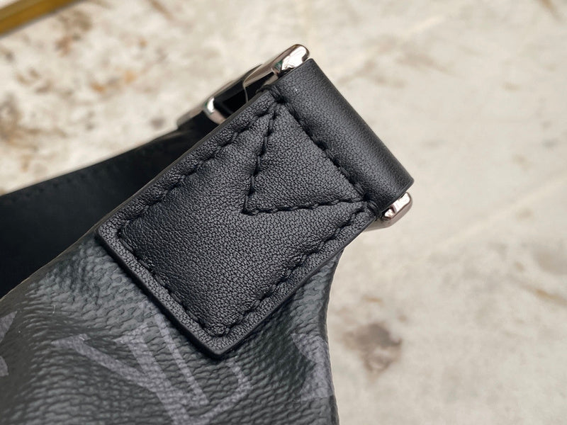 LOV - Luxurious Totes - 2034