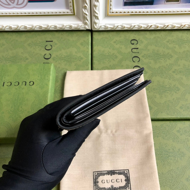 GUI - Luxurious Totes - 191