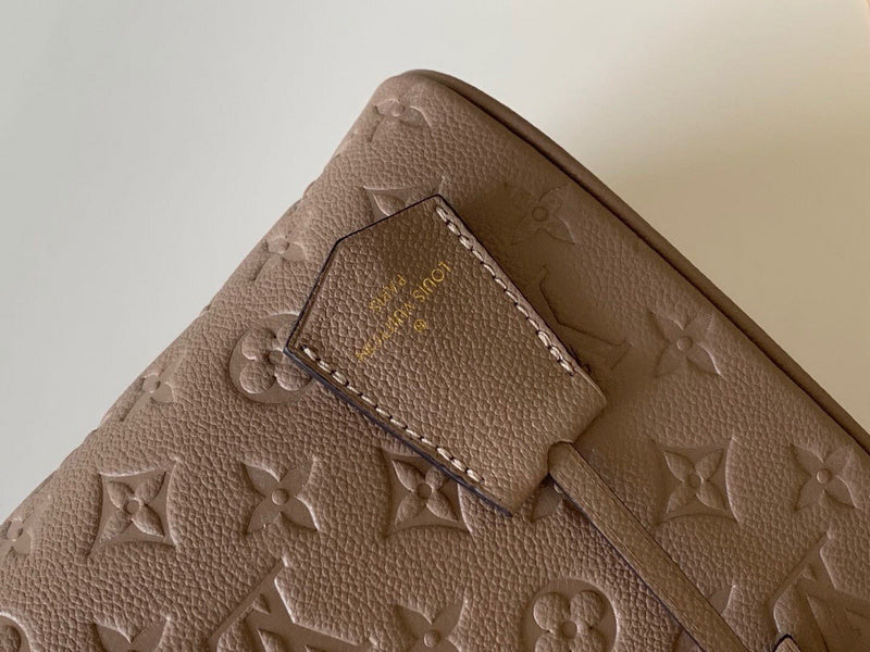 Luxurious Totes - Latest - 9681