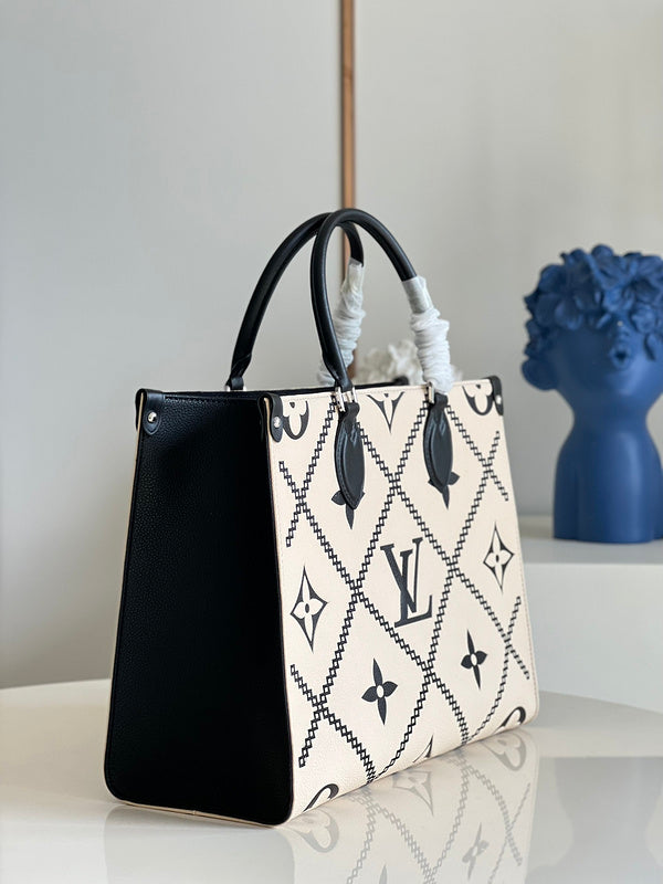 LOV - Luxurious Totes - 2014