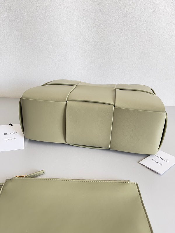 Luxurious Totes - Latest - 6970
