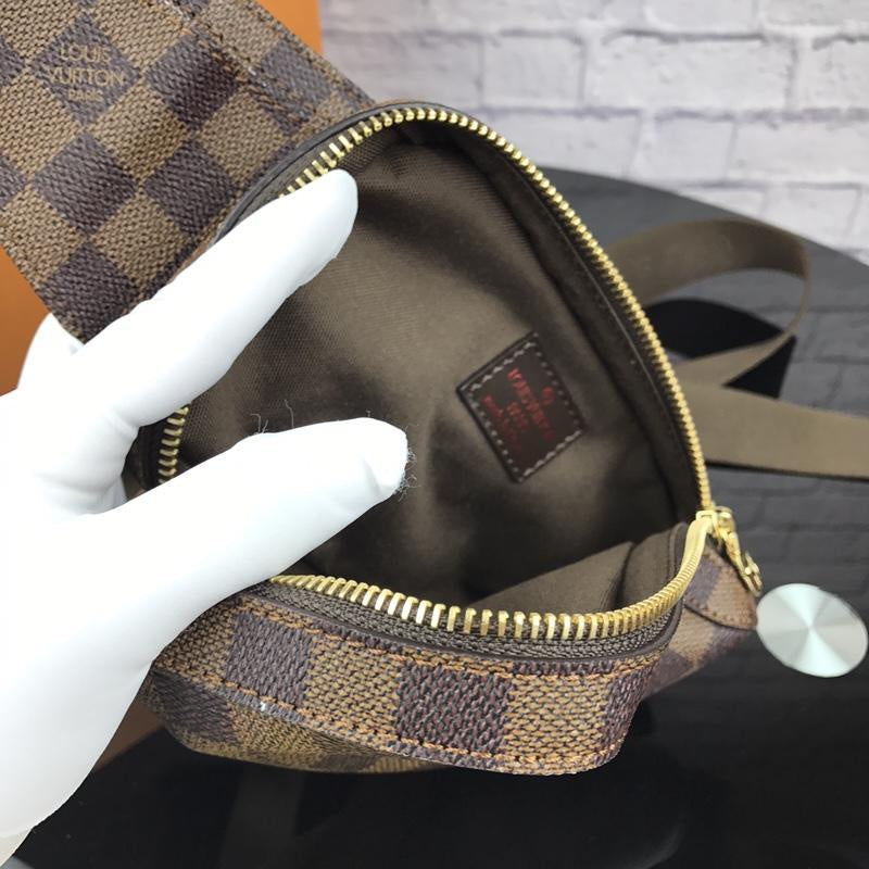 LOV - Luxurious Totes - 2683