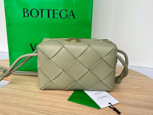 Luxurious-Totes - BV Bags - 1109