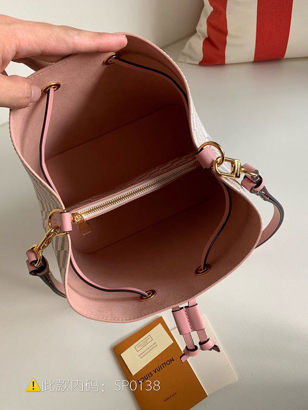 Luxurious Totes - Latest - 9755