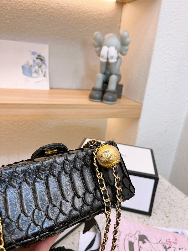 Luxurious Totes - CNL3 Bags - 399