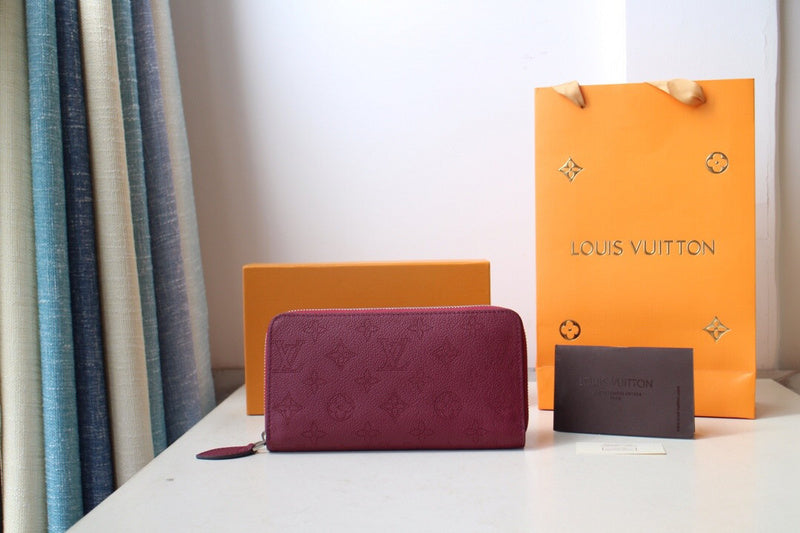 Luxurious Totes - Latest - 877