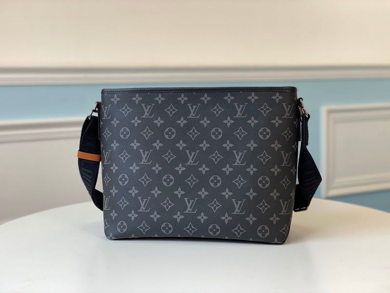 LOV - Luxurious Totes - 1946