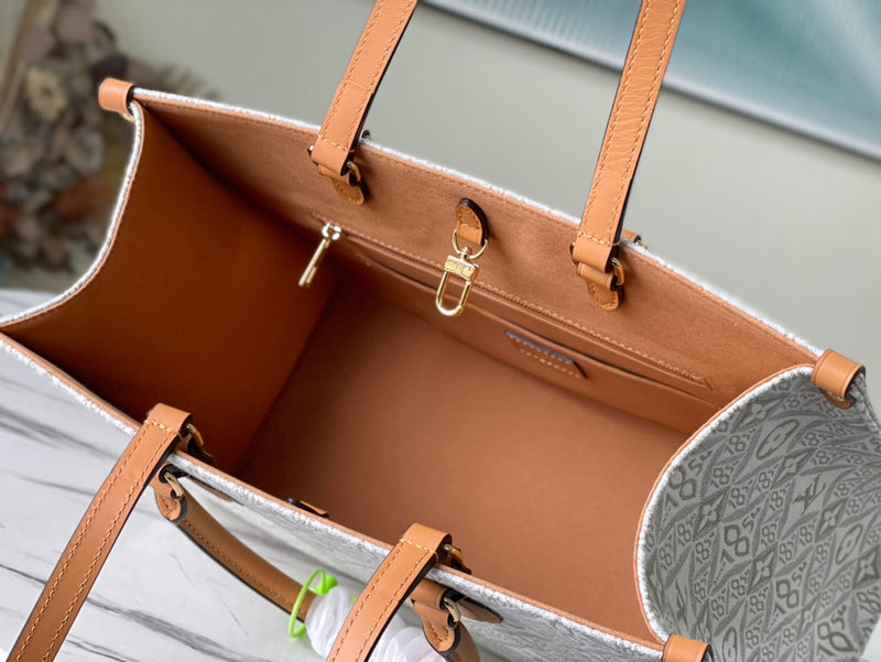 LOV - Luxurious Totes - 2137