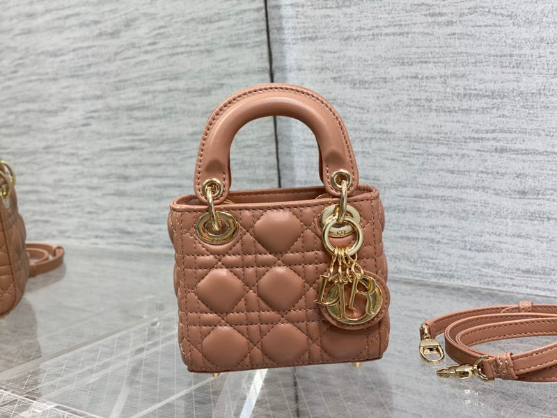 Luxurious Totes - Latest - 6229