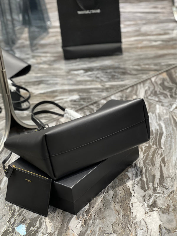 Luxurious Totes - Latest - 8241