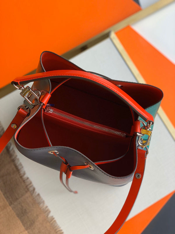 Luxurious Totes - Latest - 9743
