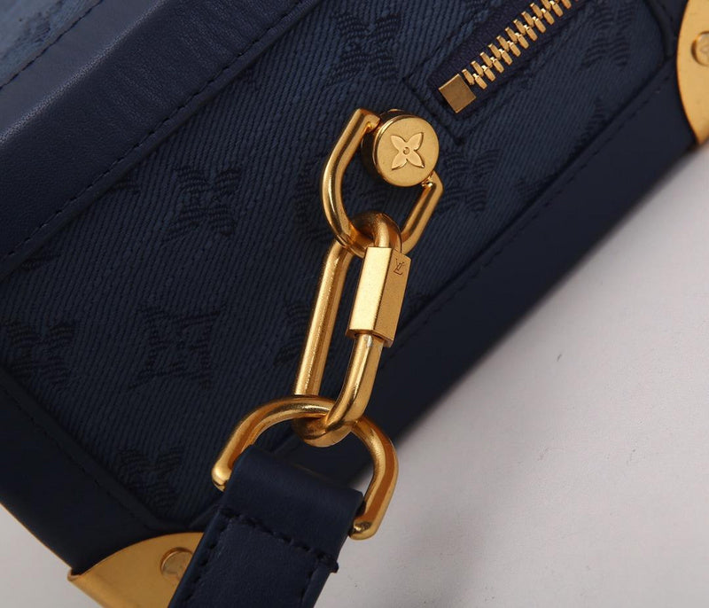 LOV - Luxurious Totes - 2686