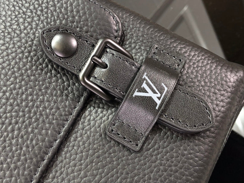 LOV - Luxurious Totes - 2244