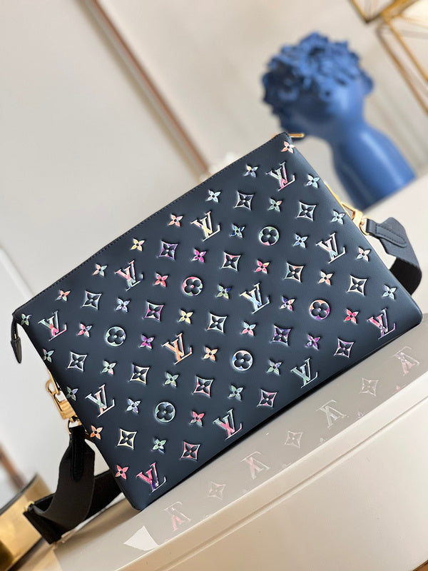 LOV - Luxurious Totes - 1111
