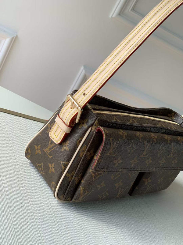 LOV - Luxurious Totes - 2583