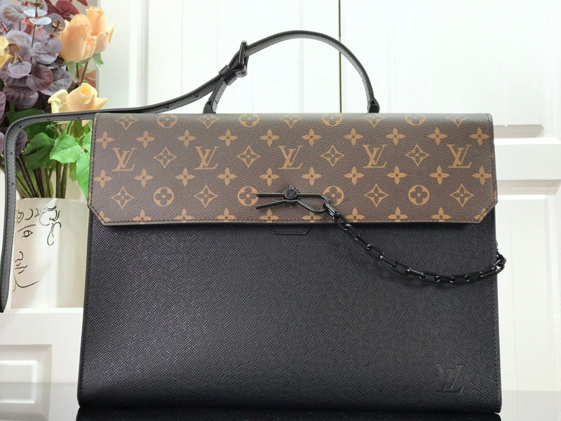 LOV - Luxurious Totes - 2496