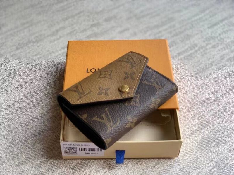 LOV - Luxurious Totes - 621