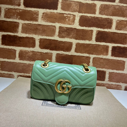 GUI - Luxurious Totes - 438