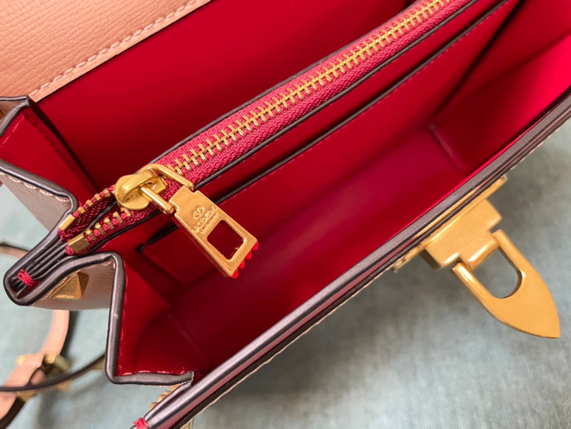 Luxurious Totes - Latest - 4477