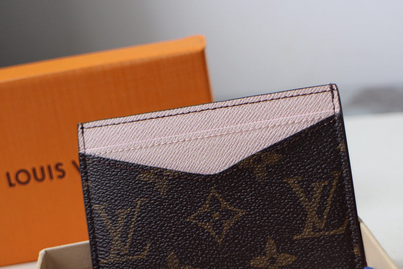 Luxurious Totes - Latest - 1138