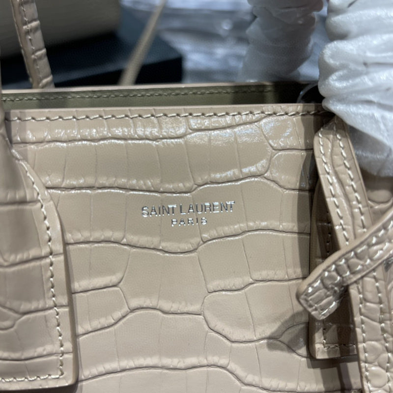 Luxurious Totes - Latest - 8727