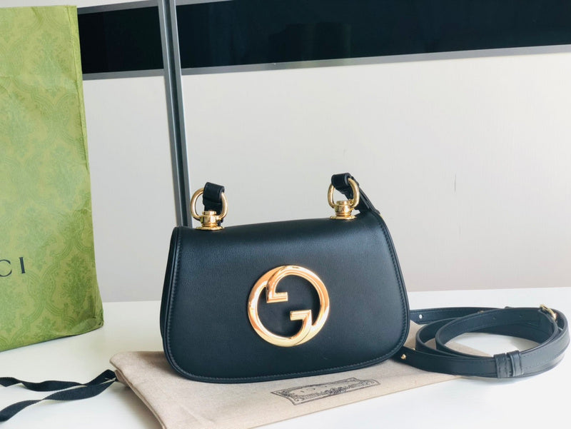 GUI - Luxurious Totes - 690