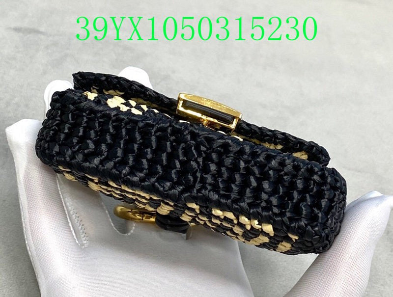 GC - Shoulder - 3383