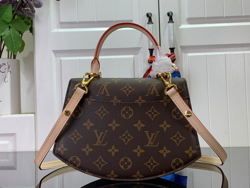 LOV - Luxurious Totes - 669