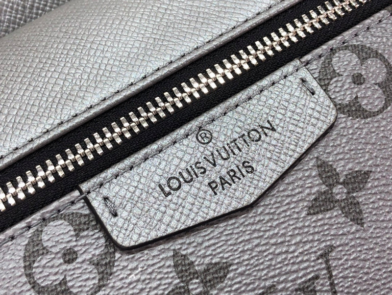 LOV - Luxurious Totes - 1596