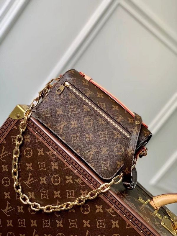 LOV - Luxurious Totes - 827