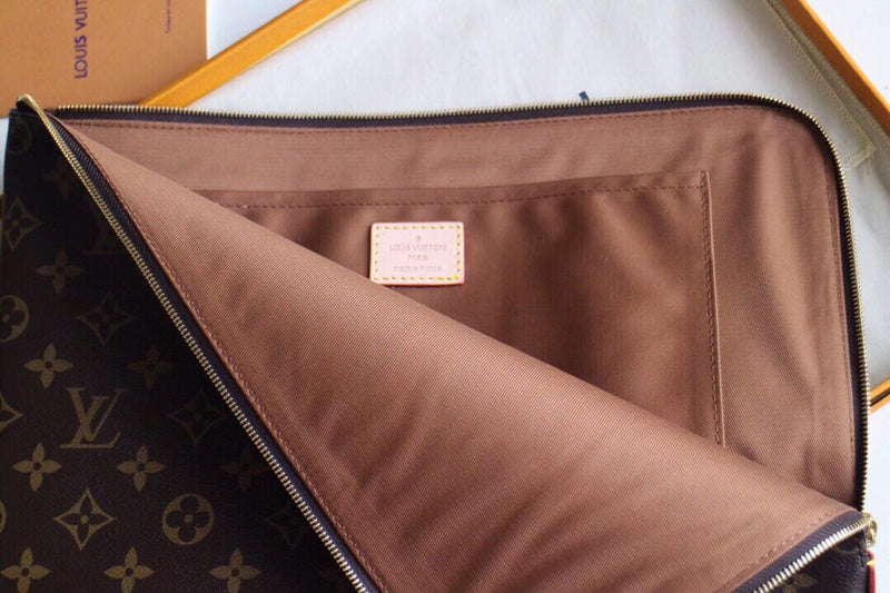 Luxurious Totes - Latest - 924