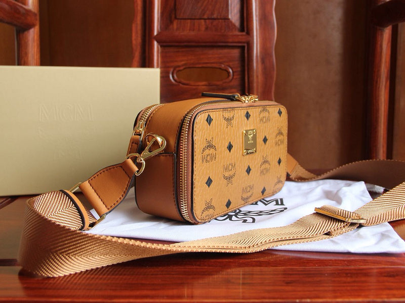 Luxurious Totes - Latest - 7824