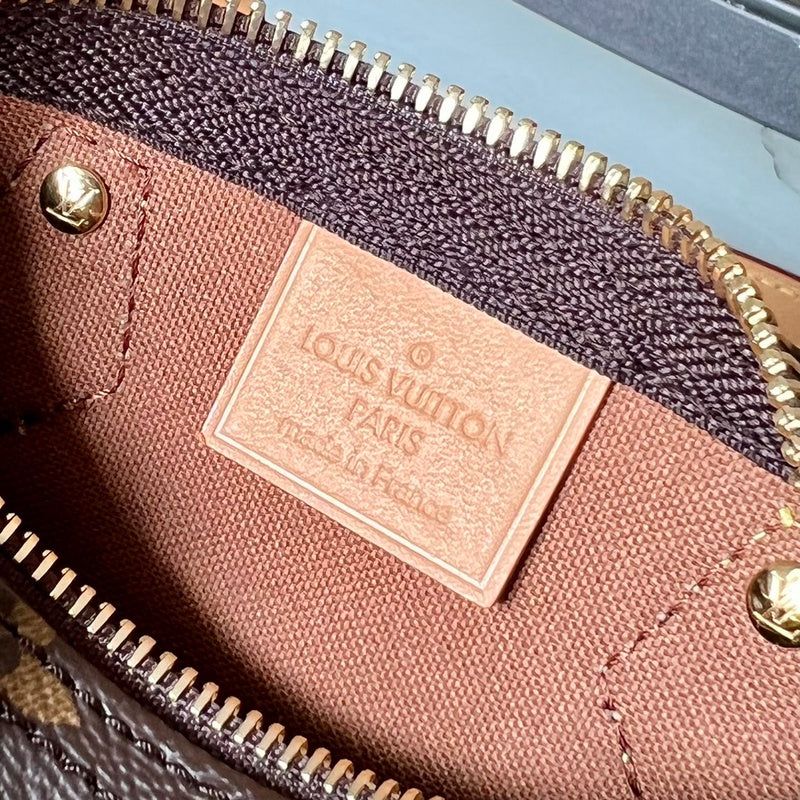 LOV - Luxurious Totes - 1880