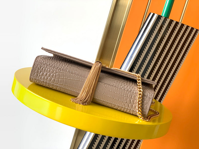 Luxurious Totes - Latest - 8107