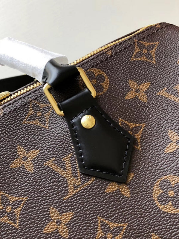 Luxurious Totes - Latest - 9693