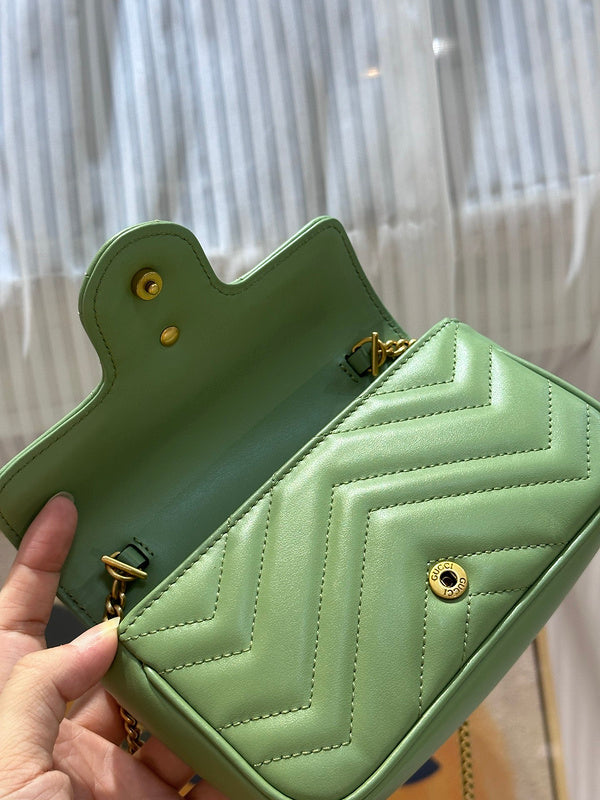 GUI - Luxurious Totes - 320
