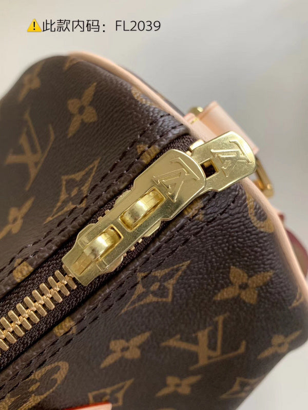 Luxurious Totes - Latest - 9710
