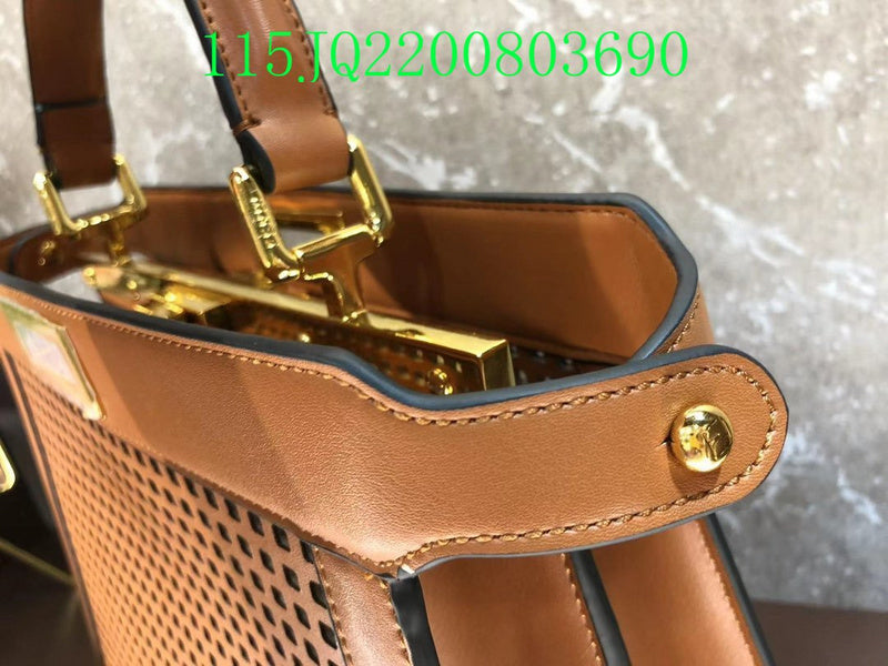 GC - Shoulder - 3249