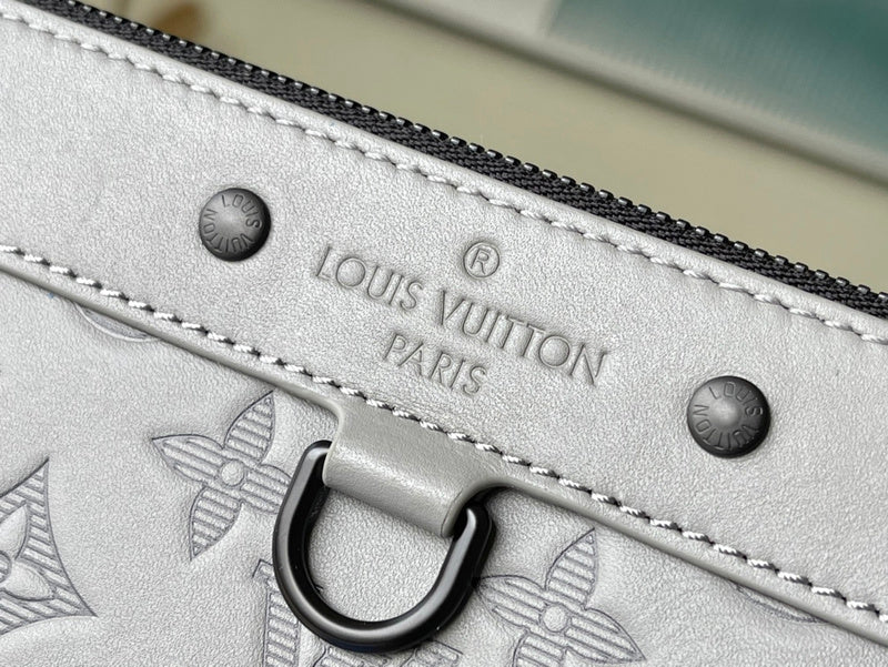LOV - Luxurious Totes - 1217