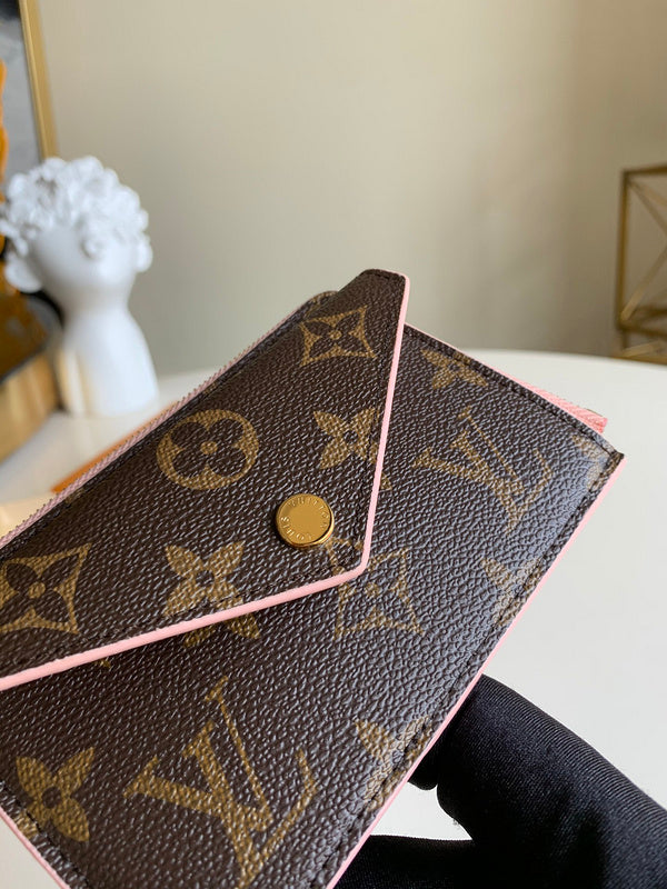 Luxurious Totes - Latest - 830