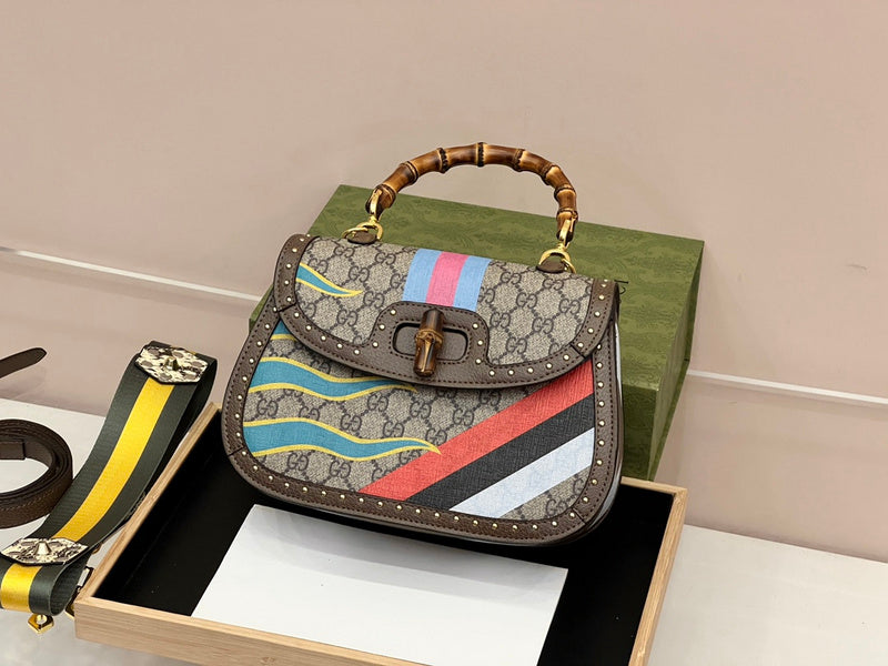 GUI - Luxurious Totes - 1153