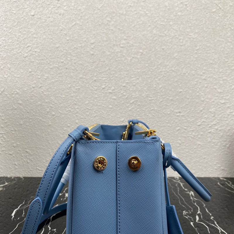 PDA - Luxurious Totes - 162