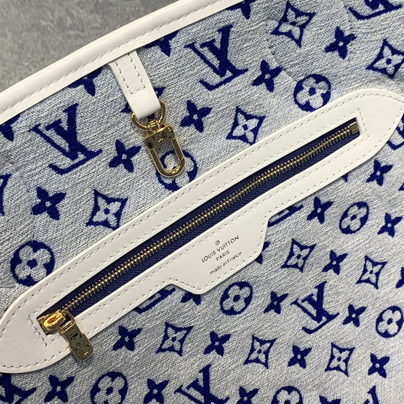 LOV - Luxurious Totes - 1457
