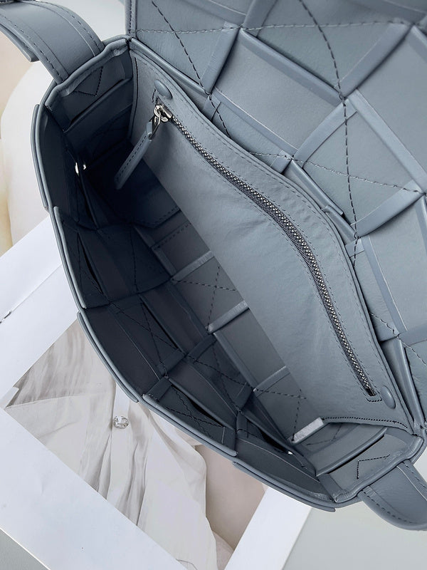 Luxurious Totes - Latest - 6941