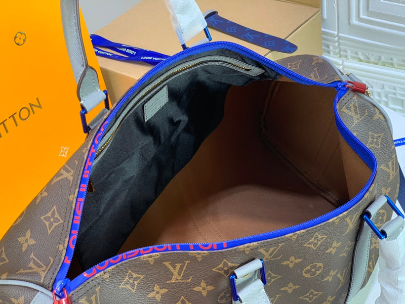 LOV - Luxurious Totes - 2353