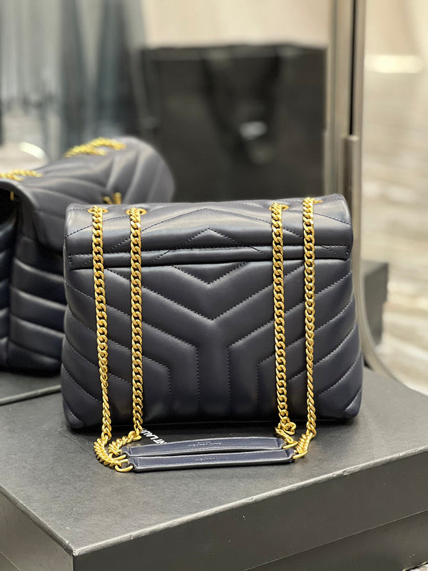 Luxurious Totes - Latest - 8037