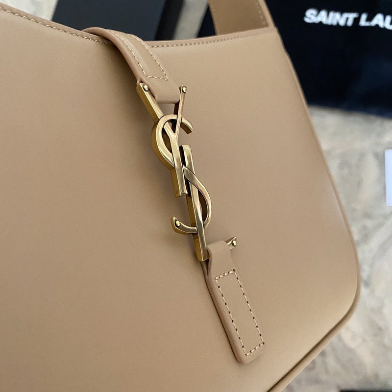 Luxurious Totes - Latest - 8783