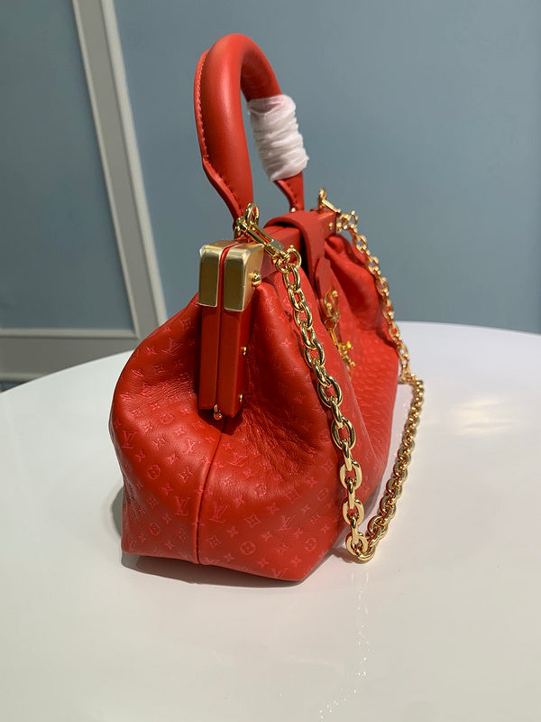 LOV - Luxurious Totes - 550