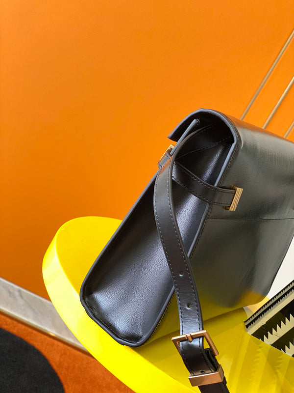Luxurious Totes - Latest - 8631