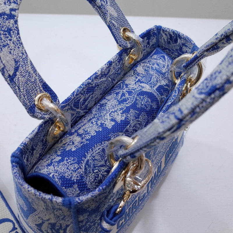 Luxurious Totes - Latest - 6340